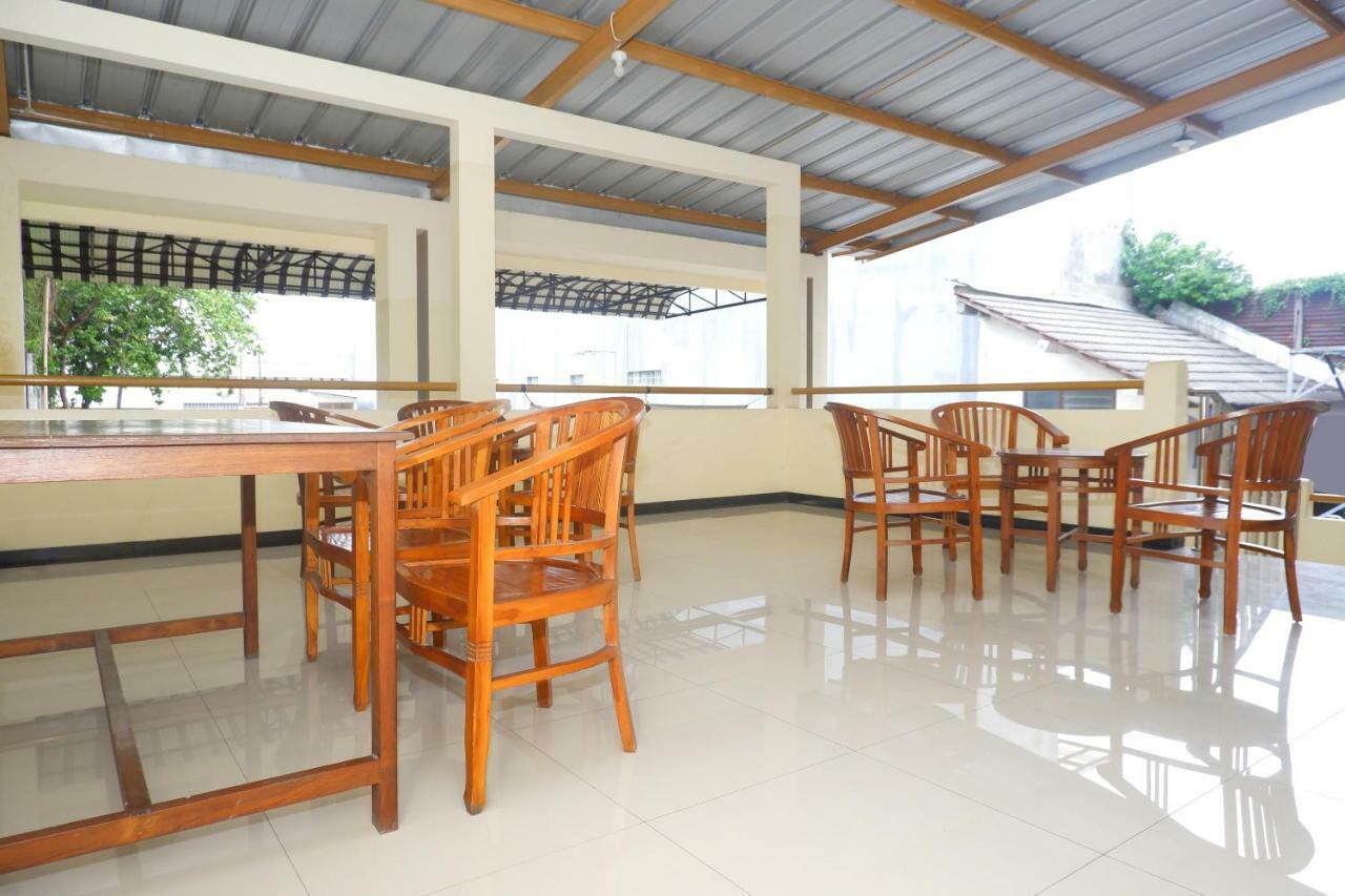 סמאראנג Hotel Pelangi Indah מראה חיצוני תמונה